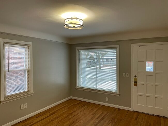 Photo - Raymond Avenue Bungalow