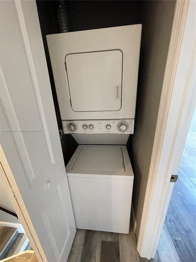 Photo - 8911 NW 28th Dr