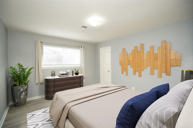 Photo - 2595 Marilee Ln Unit True