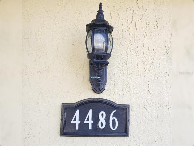 Photo - 4486 Yorkshire Ave