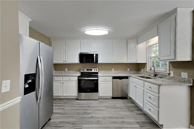 Photo - 2105 Cornerstone Ln S W