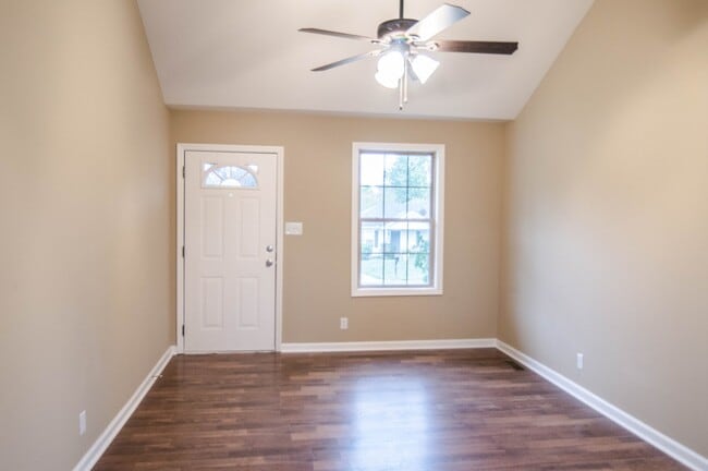 Photo - Pet Friendly Remodel!