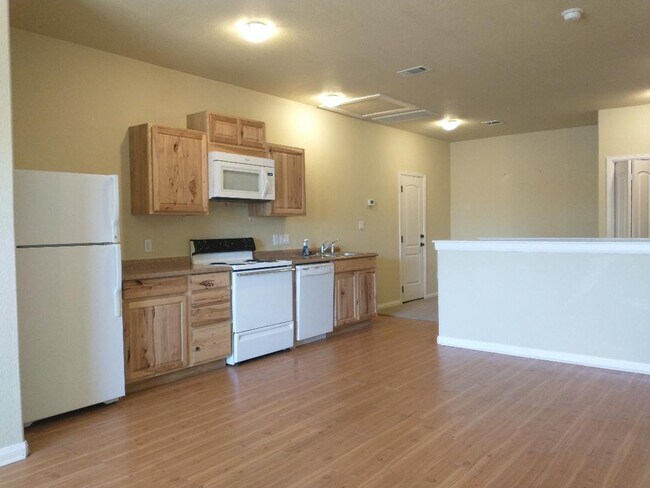 Photo - 16219 Oxbow Trl Unit Remodeled townhome