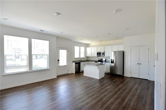 Photo - 224 Banner Rd