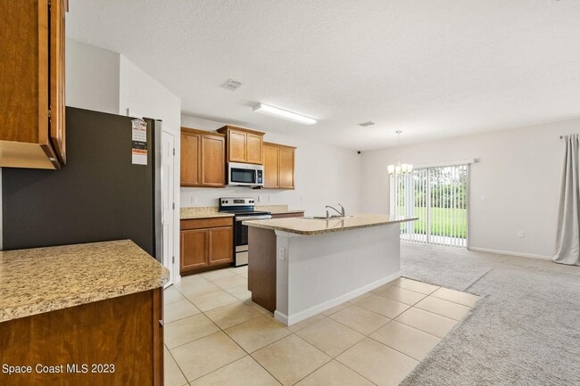 4637 Amaca Bay Ln