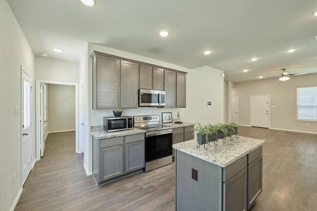 Photo - 901 Chickasaw Dr