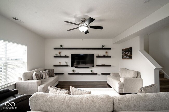 Photo - Spacious 4-Bedroom Home with Walk-In Closet & Community Pool in Greenwood