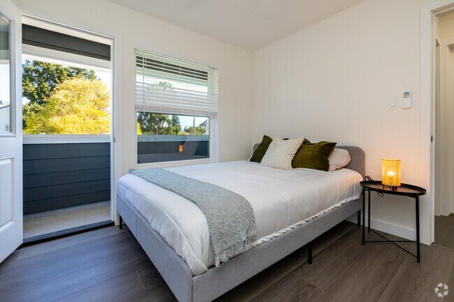 Photo - 209 Madison Ave