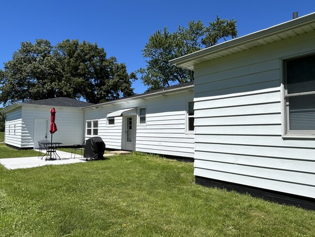 Photo - 4594 Niles Rd