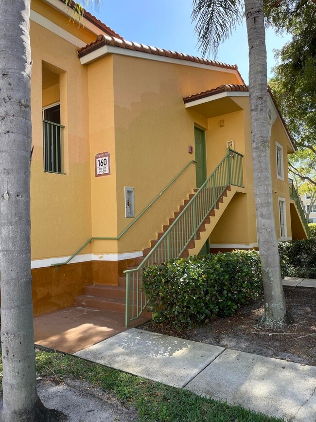 Photo - 160 Yacht Club Way Unit 211