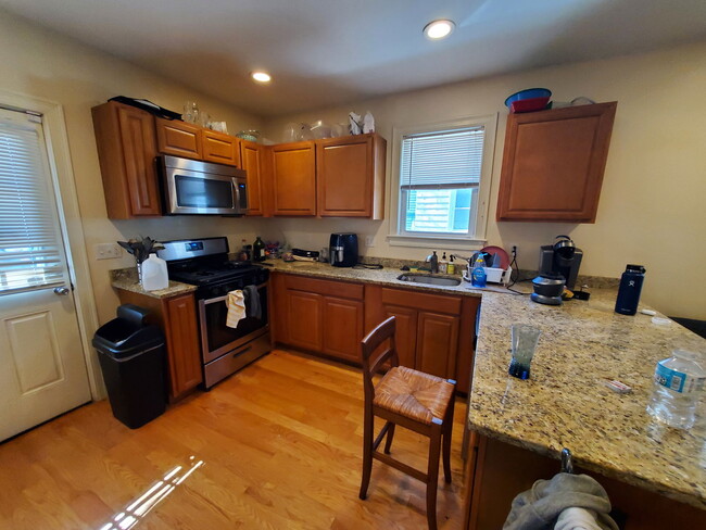 Photo - 35 Pratt St Unidad U1 Rental