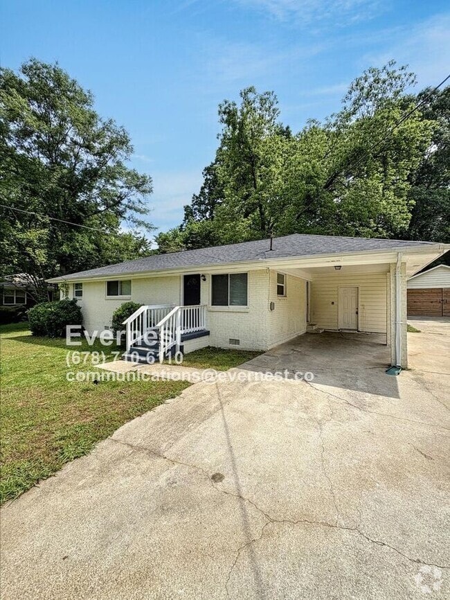 Building Photo - 4402 Davana Dr Rental