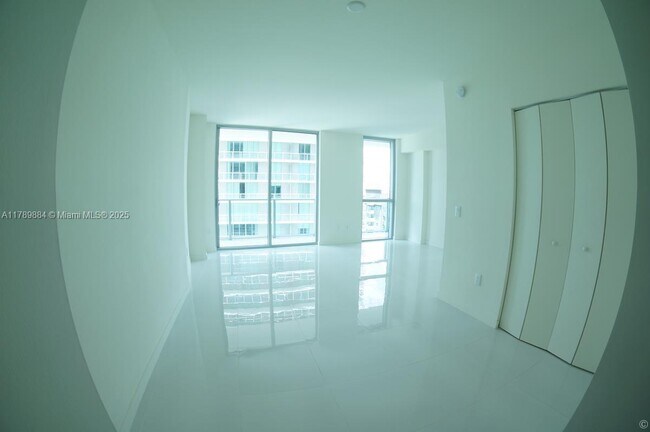 Photo - 1100S S Miami Ave Condo Unit 1405