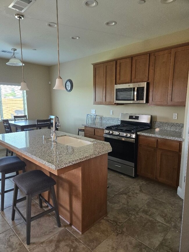 Photo - 1145 E Seeger Ave