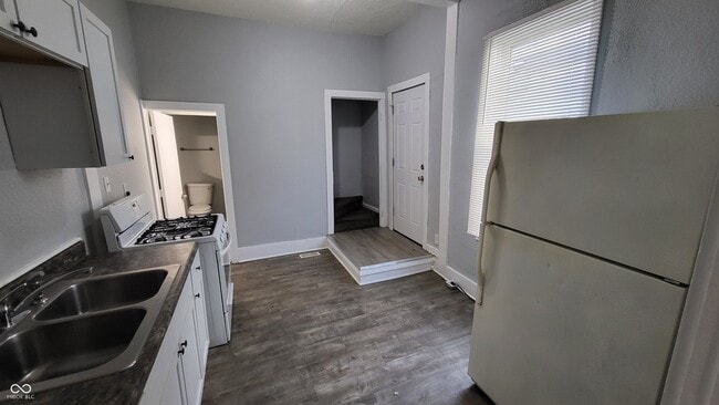 Photo - 1122 S Dearborn St