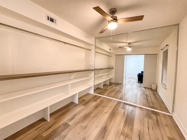 Photo - 3131 Southwest Fwy Unit C35