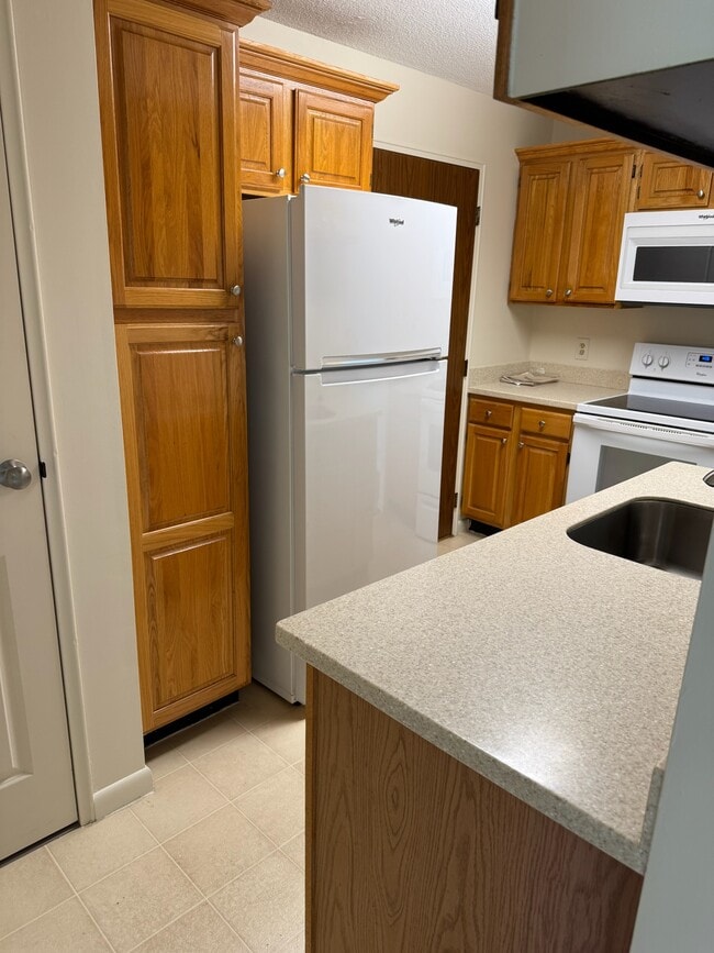 Photo - 10 Hemlock St Apartamentos