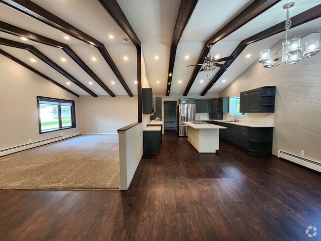 Building Photo - 908 S 48th Ave Rental