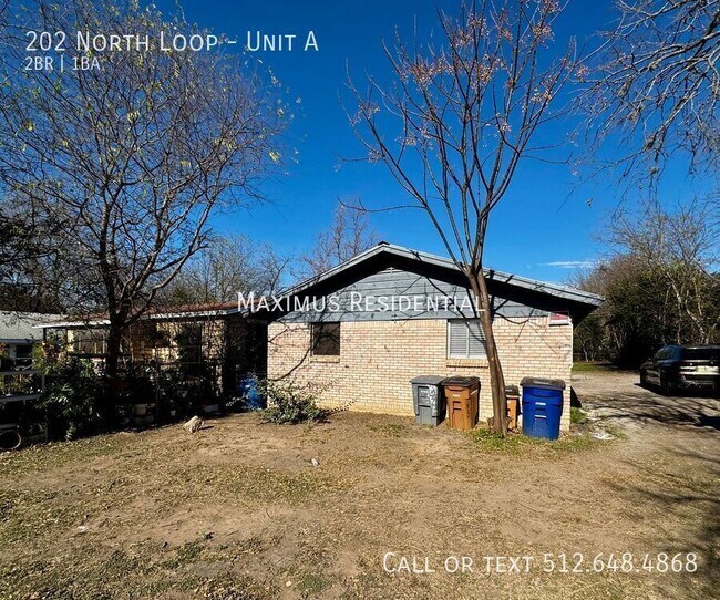 Building Photo - 202 W N Loop Blvd Unit A