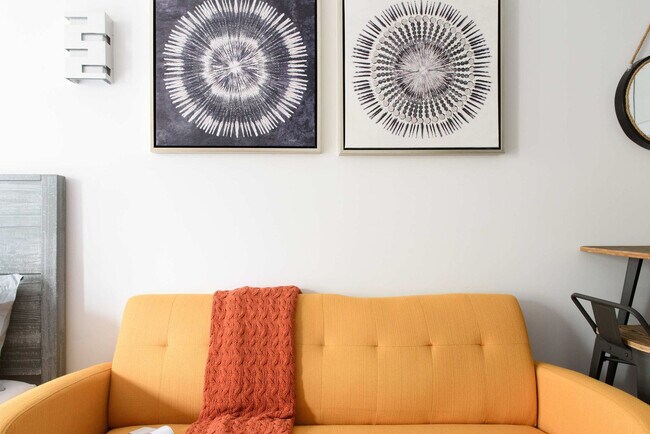 Photo - 241 E 24th St Unit ID1022035P