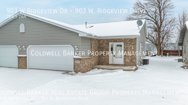 Building Photo - 903 W Ridgeview Dr Unit 903 W. Ridgeview Drive