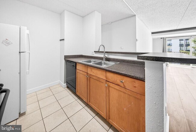 Photo - 60 S Van Dorn St Unidad 413