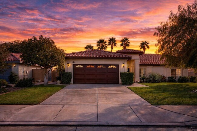 Building Photo - 78715 Naples Dr