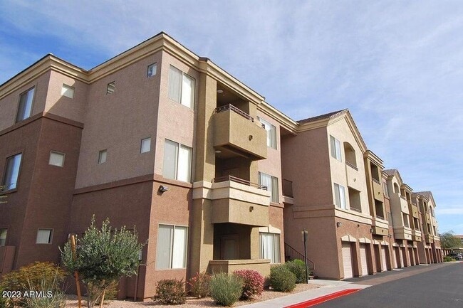Building Photo - 18416 N Cave Creek Rd Unit Apt 1072