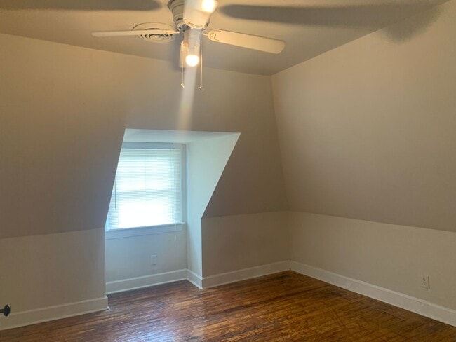 Photo - 424 E Maxwell St Unit 3