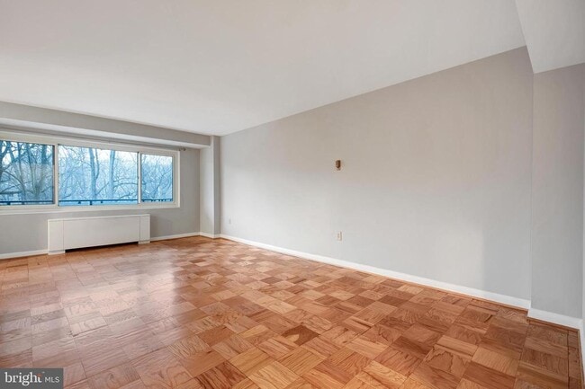 Photo - 4201 Cathedral Ave NW Unit 511E