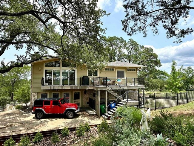 Photo - 709 Sunfish St House