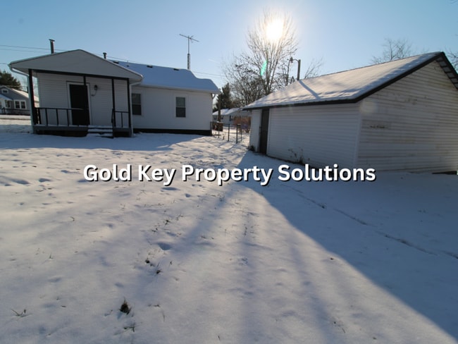 Photo - MUNCIE 3 BR 1 BA House with Garage and Covered Porch (SECTION 8 APPROVED)