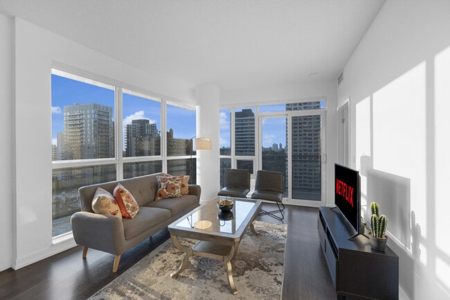 Building Photo - 98 Lillian St