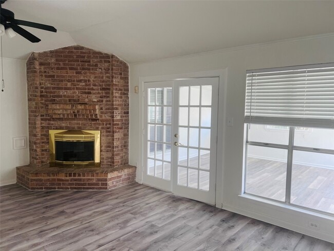 Photo - 3907 Windmill St