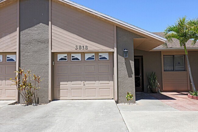 Building Photo - Duplex Cape Coral 3818 Unit 3818 SW 7th Place