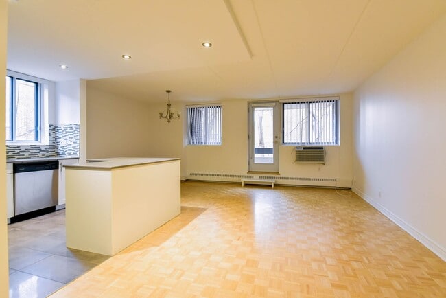 Photo - 4800 Maisonneuve Blvd W Unité 318