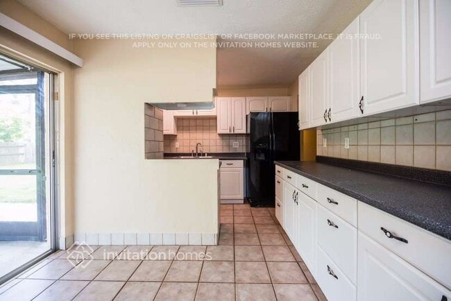 Photo - 9064 Hamlin Rd W