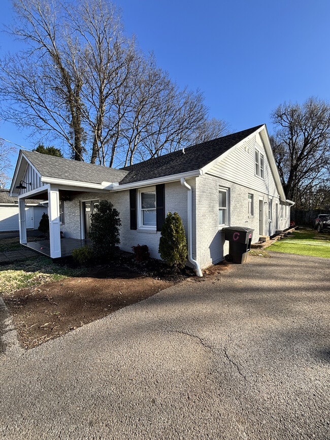 Photo - 107 1st Ave Unidad C