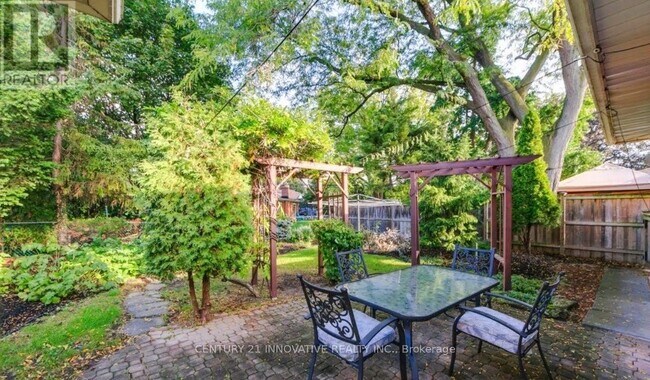 Photo - 94 Broadlands Blvd