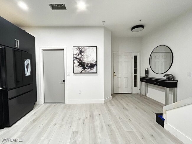 Photo - 945 Hampton Cir Condo Unit 110