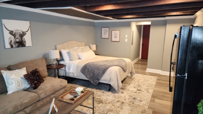 Photo - 3122 Presstman St