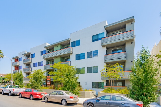 Photo - Vista Modern Apartments