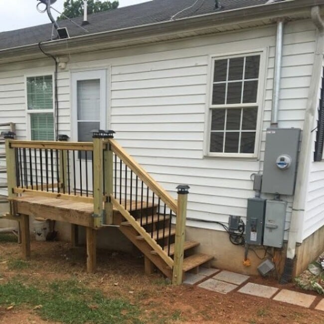 Photo - 107 Hood St Unit B