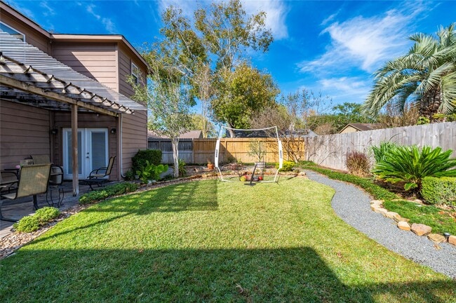 Photo - 603 Chedworth Dr