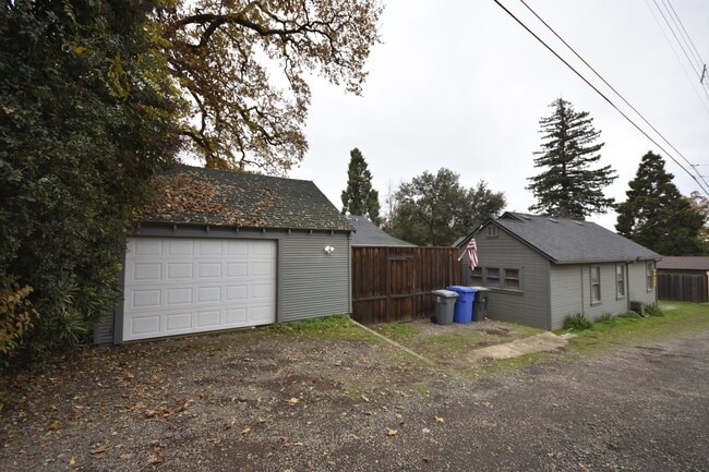 Photo - 1012 Bidwell St