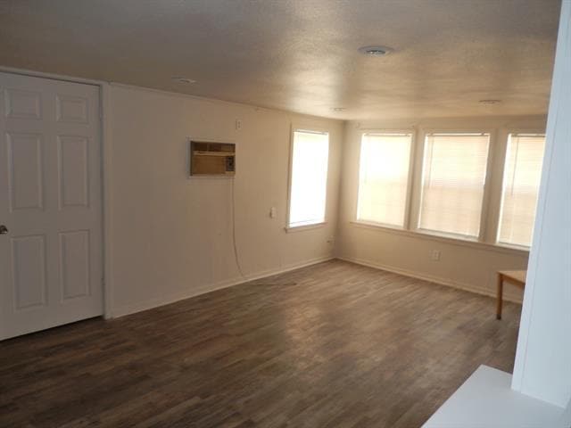 Photo - 2710 Mt View Dr