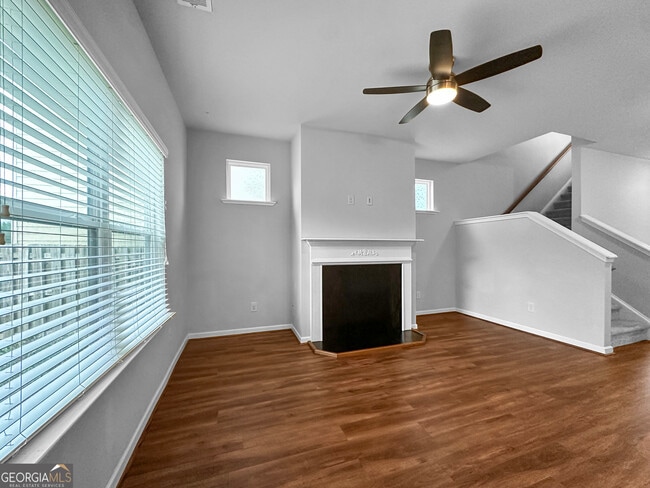 Photo - 228 Renford Rd