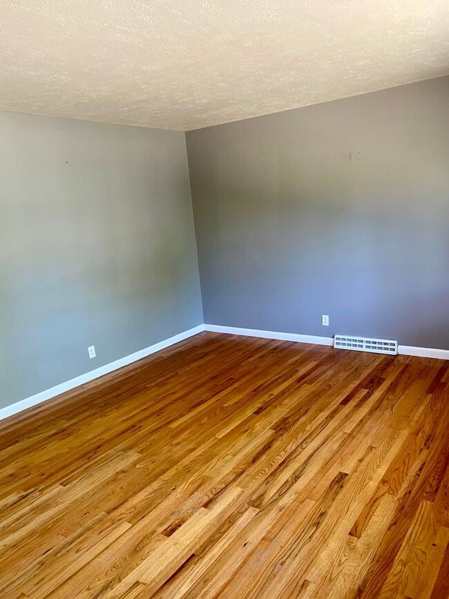 Photo - Available for 2026-2027 Fall Pre-Leasing! ...