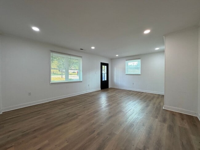 Photo - 1278 Chulio Rd SE