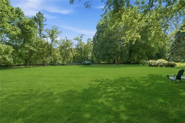 Photo - 131 Taylor Rd